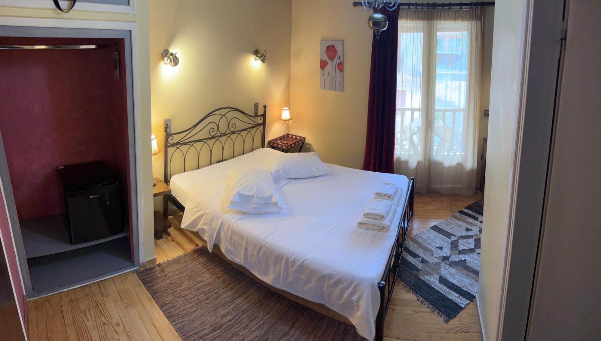 Guesthouse Sinoi Vitina Eksteriør billede