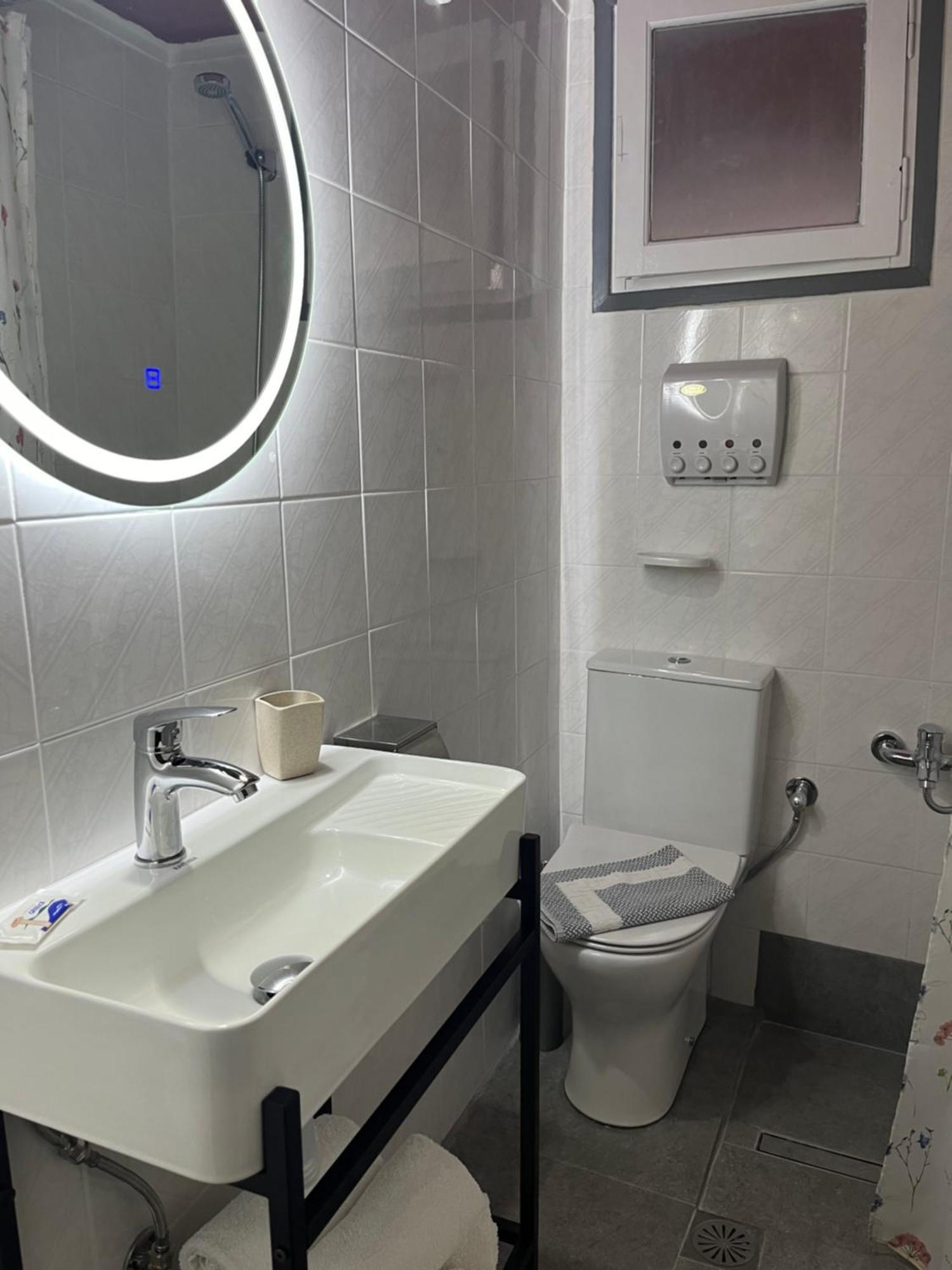 Guesthouse Sinoi Vitina Eksteriør billede