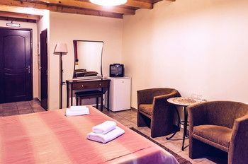 Guesthouse Sinoi Vitina Eksteriør billede